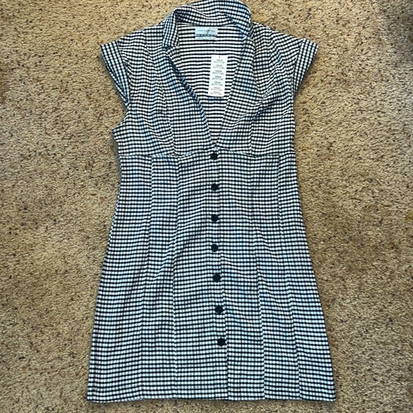 Urban Outfitters Dresses & Skirts - Urban outfitters black and white gingham dress
